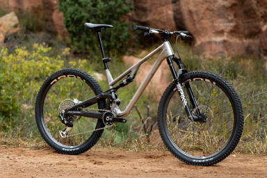 Iron Horse MKIII Comp reviews and prices - Full suspension bikes
